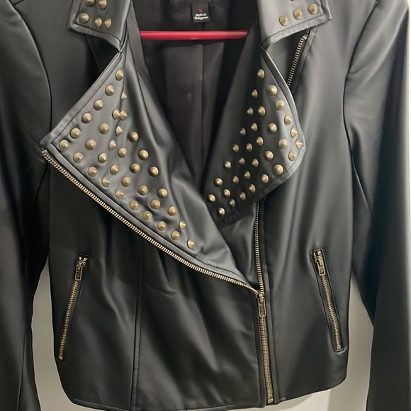 Leather jacket - Picture 2 of 8
